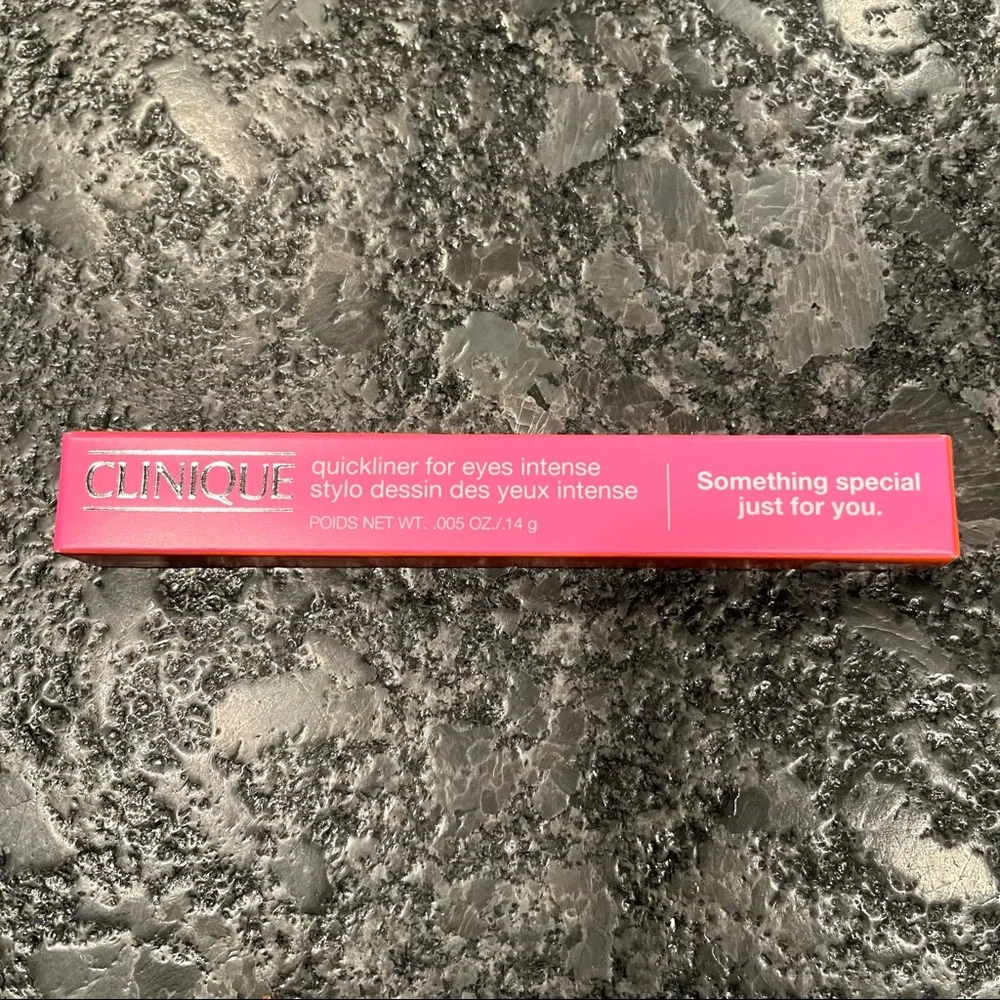NIB Clinique quickliner intense ebony